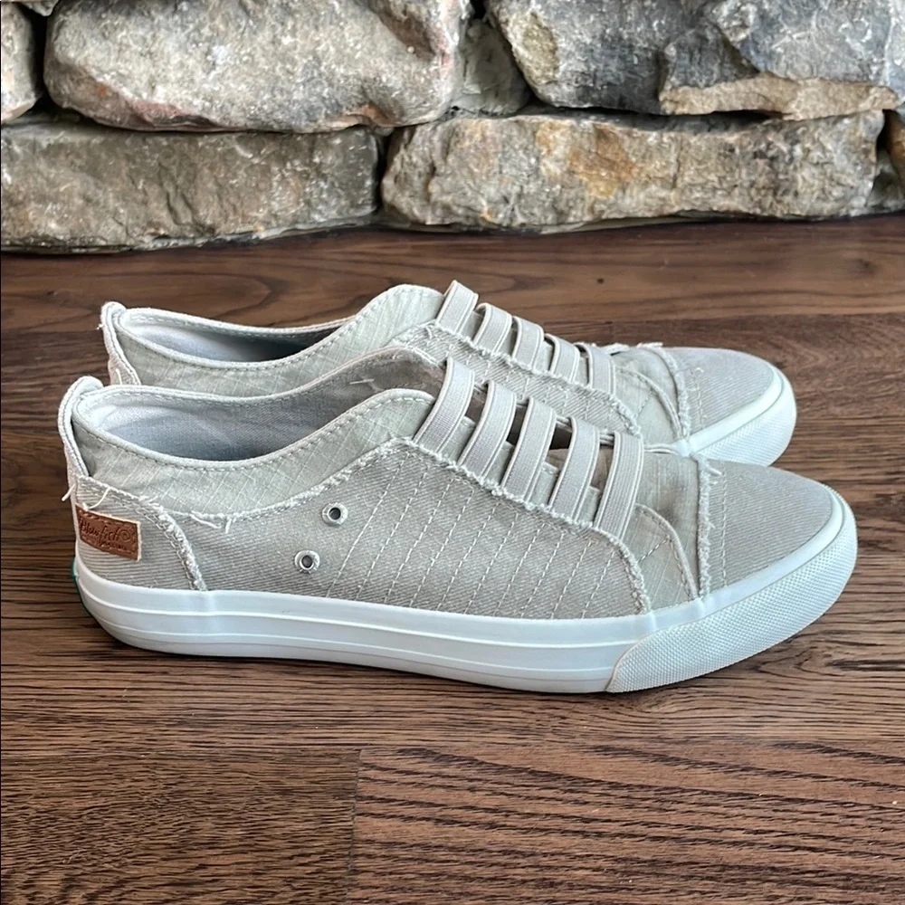 Blowfish Malibu Mars Taupe Sneakers - Picture 5 of 9